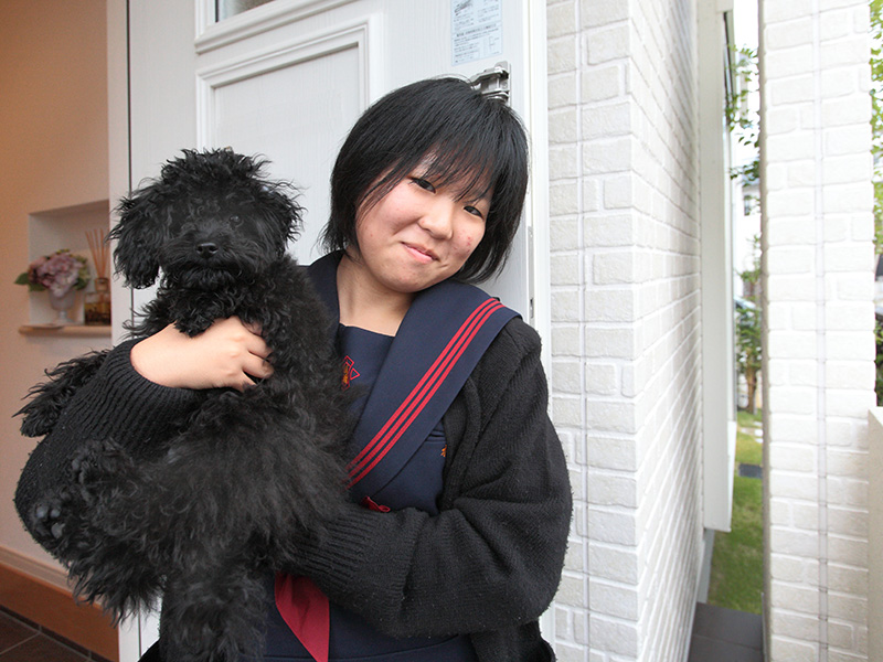 写真：ワンちゃんと娘様